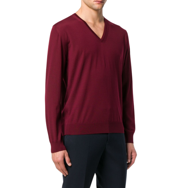 prada-pull-col-v-en-laine-peignee-rouge-bordeaux