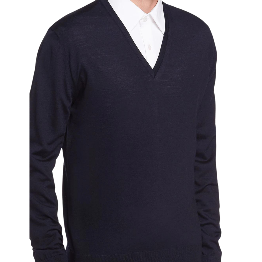 prada-pull-col-v-en-laine-peignee-bleu-marine