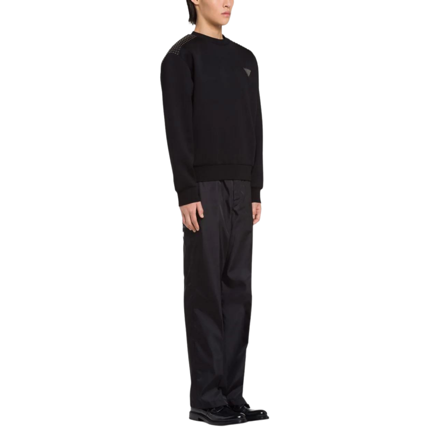 prada-sweat-shirt-col-rond-coton-noir-clou-metal