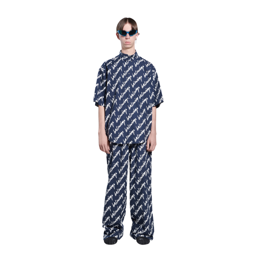 Chemise BALENCIAGA manches courtes bleu marine imprimé allover logo blanc