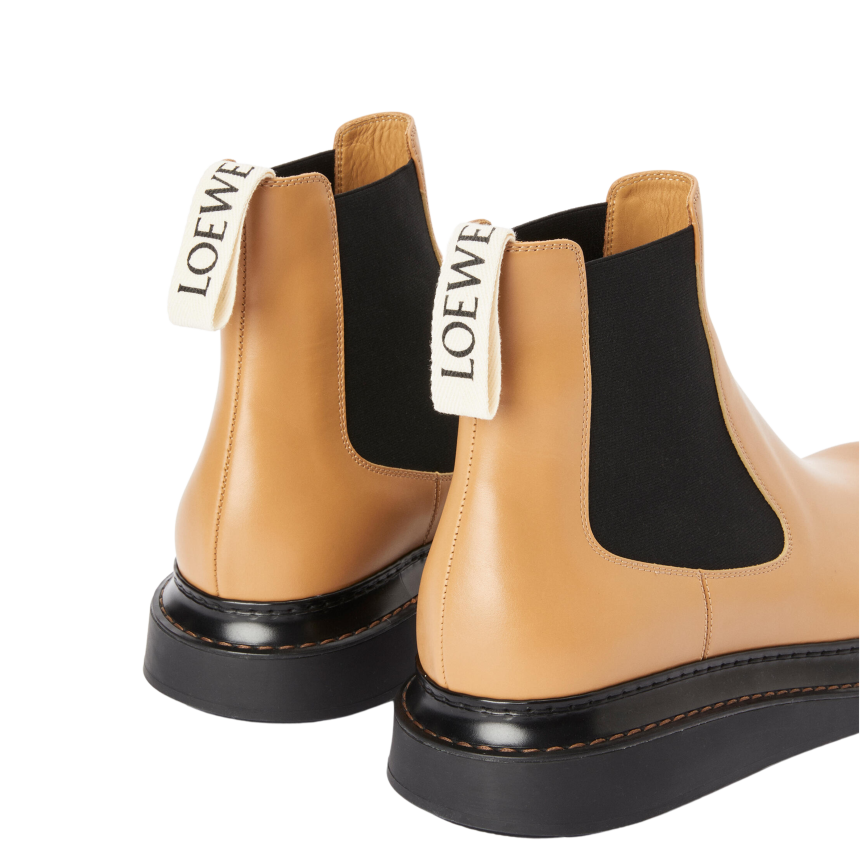 Boots LOEWE Chelsea en Cuir de veau Gold Désert Semelle Noire