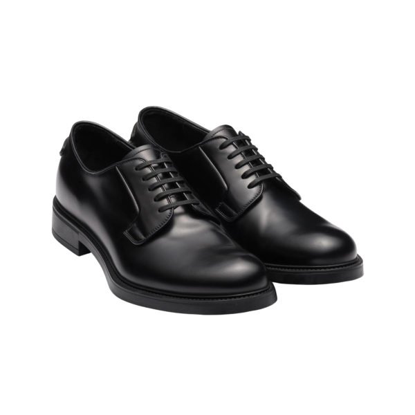 Chaussures à lacets PRADA Derbies cuir brossé noir logo talon