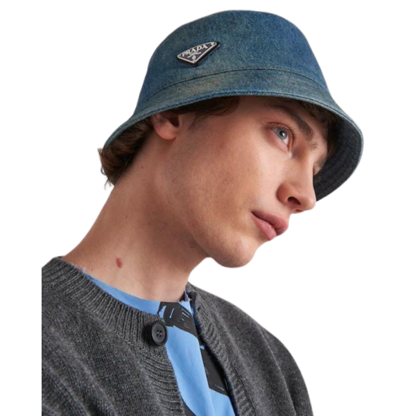 Bob PRADA jeans denim bleu délavé logo triangle métal