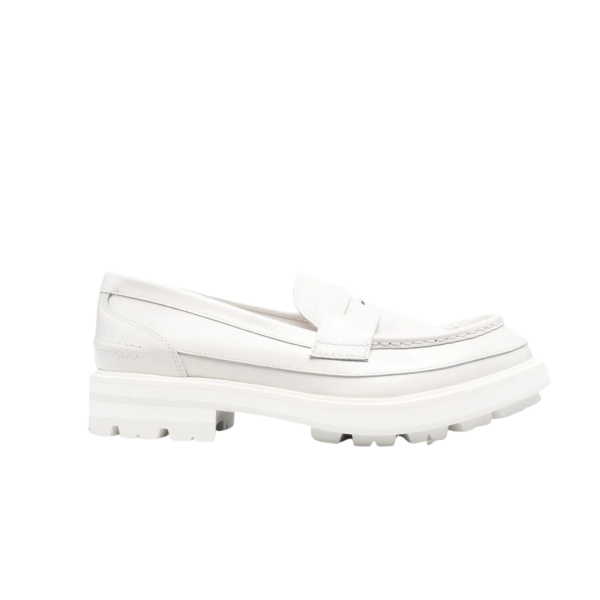 Mocassins ALEXANDER MCQUEEN cuir blanc semelle crantée