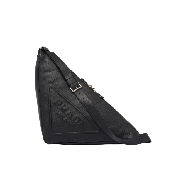 Sac triangle XL PRADA en cuir grainé noir