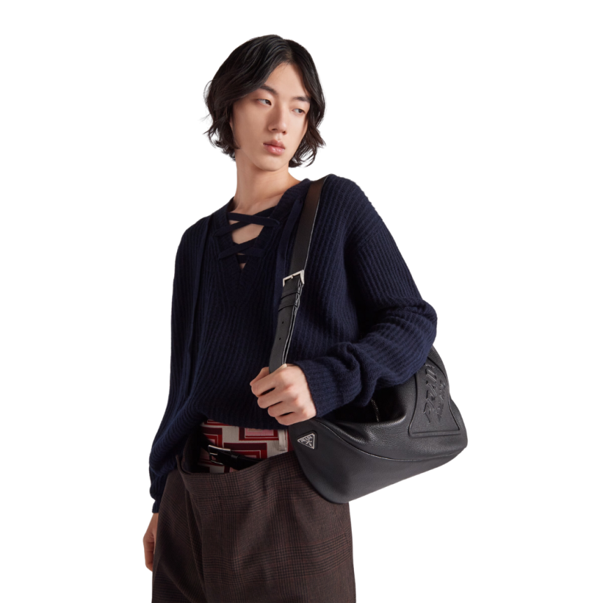 Sac triangle XL PRADA en cuir grainé noir