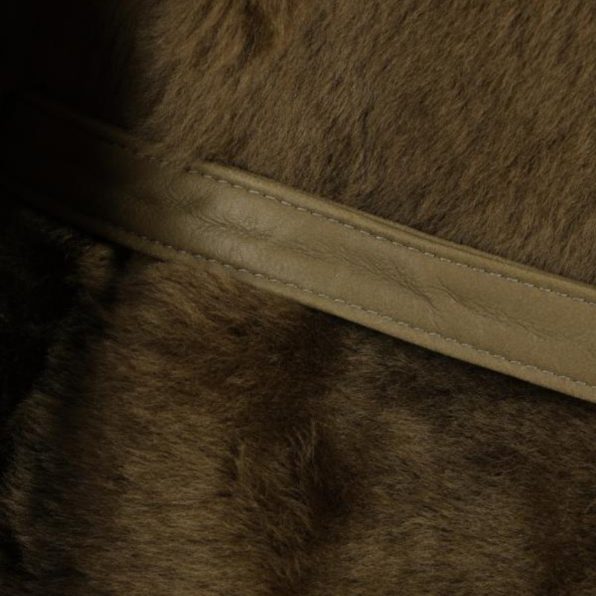 Manteau long ample YVES SALOMON col montant agneau vert kaki ceinture