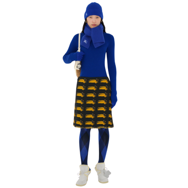 Bonnet BURBERRY cachemire côtelé bleu broderie Equestrian Knight