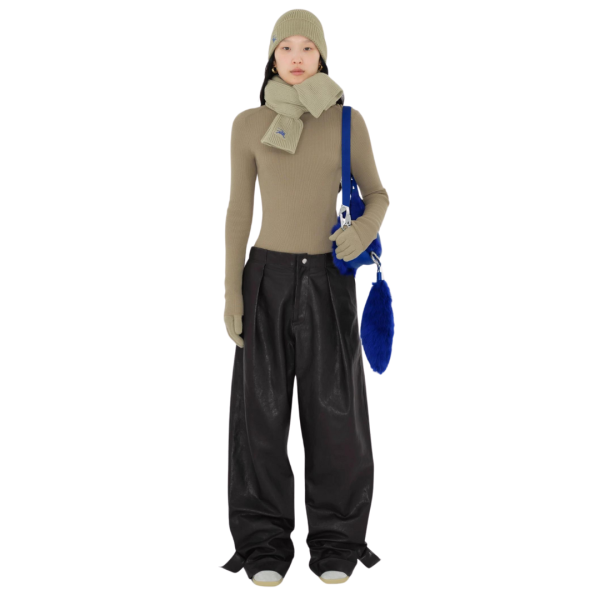 BURBERRY Écharpe en cachemire côtelé beige broderie chevalier