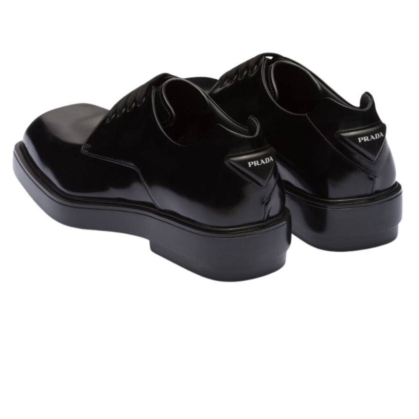 Derbies à lacets PRADA bout carré cuir noir logo triangle