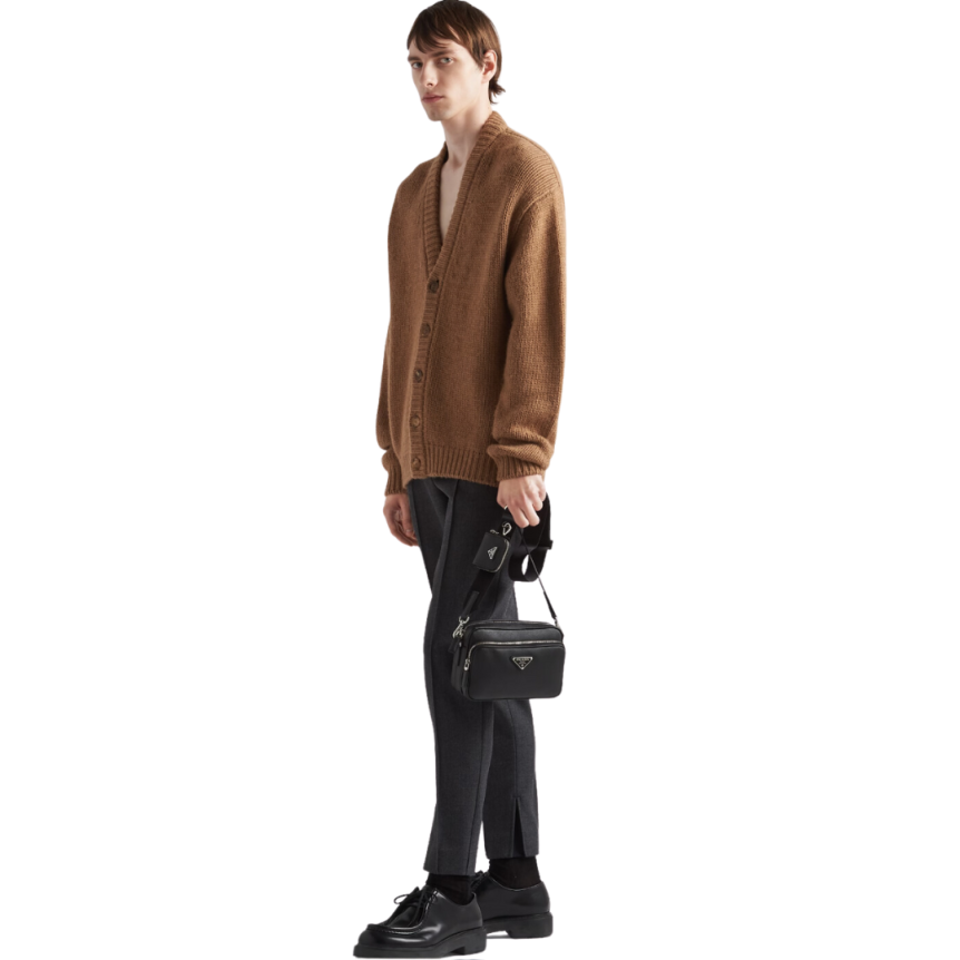 Sac porté épaule PRADA cuir Saffiano noir bandouliere