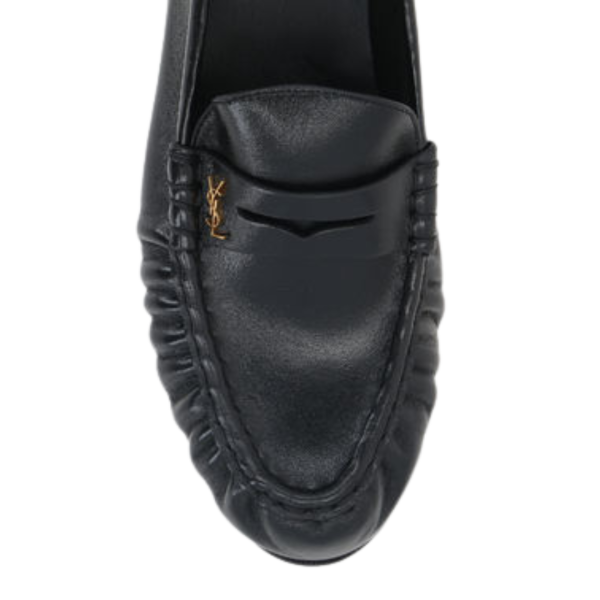 Mocassins Cassandre cuir plissé noir logo YSL doré