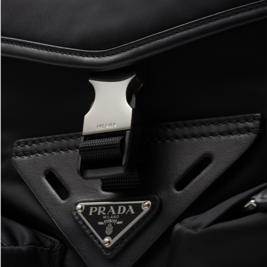 Sac porté épaule PRADA Reporter Re-Nylon et cuir noir