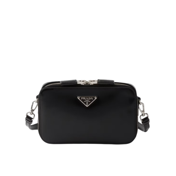 Sac Brique PRADA cuir Saffiano noir bandoulière logo triangle métal