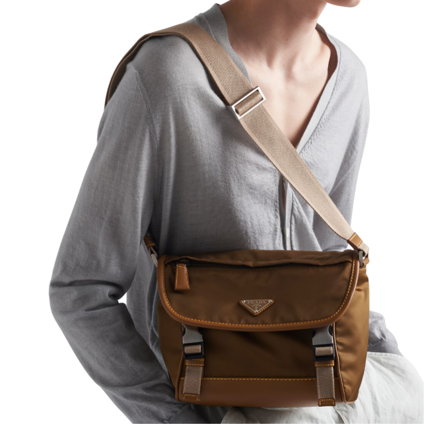 Sac porté épaule à rabat PRADA Re-Nylon cuir caramel