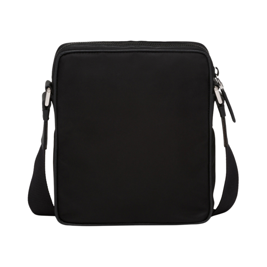 Sac sacoche PRADA bandoulière carré nylon noir logo triangle