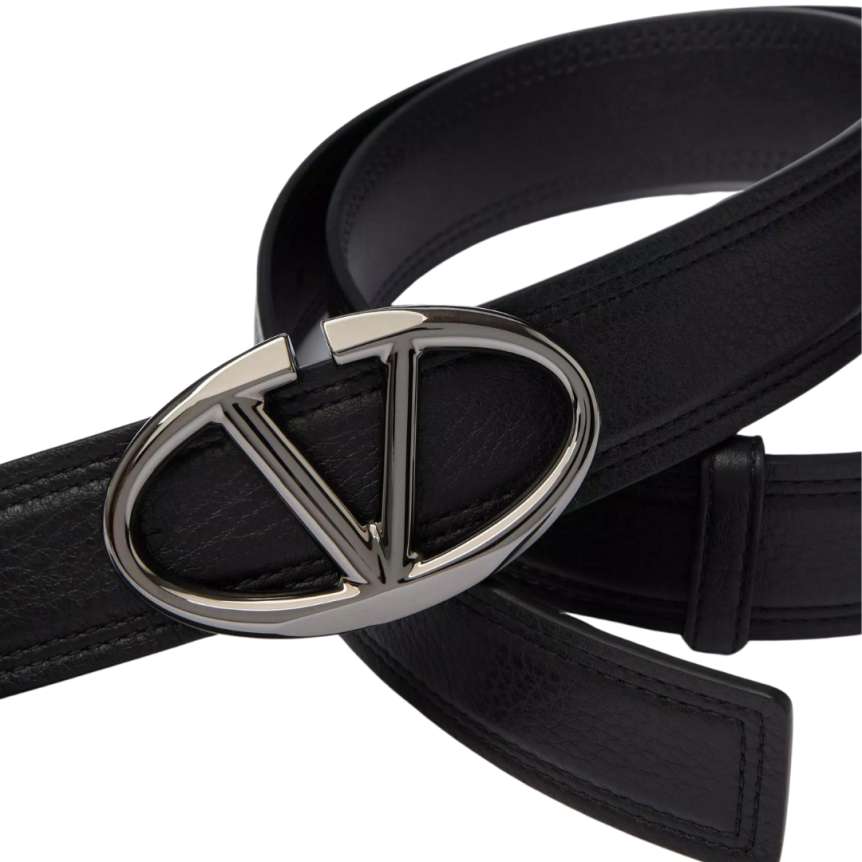 Ceinture The Bold Edition cuir veau grainé noir boucle logo V oval