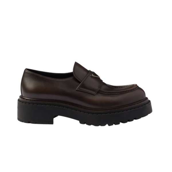 Mocassins PRADA cuir marron semelle double logo triangle