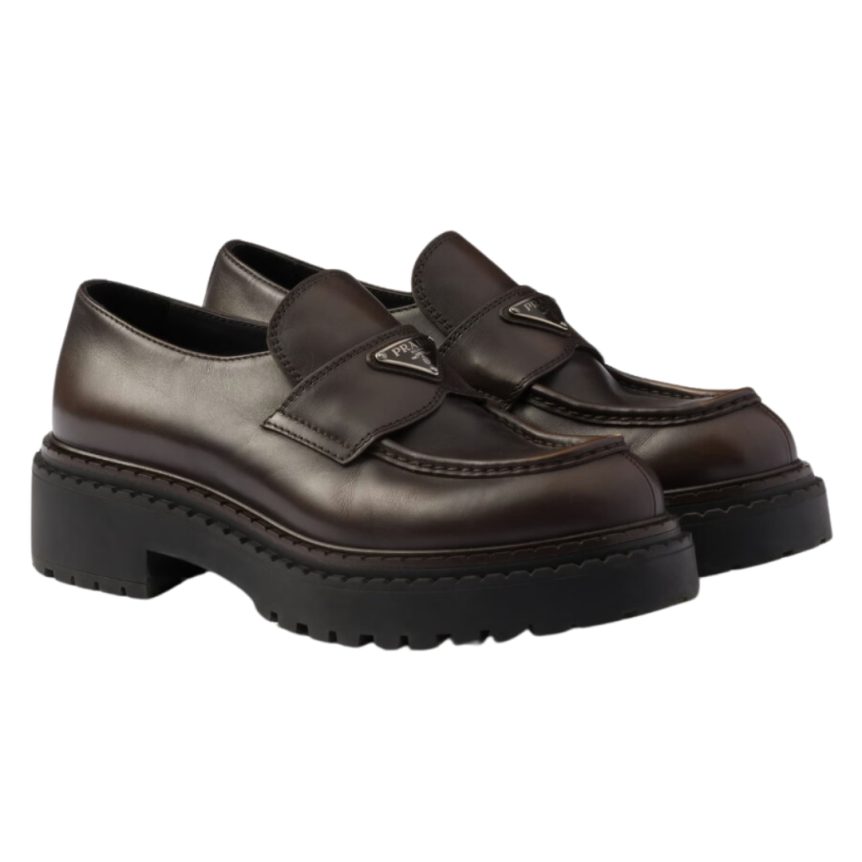 Mocassins PRADA cuir marron semelle double logo triangle