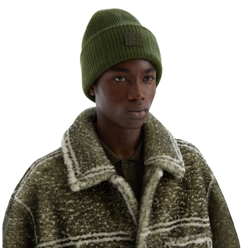 Bonnet FENDI laine verte écusson FF