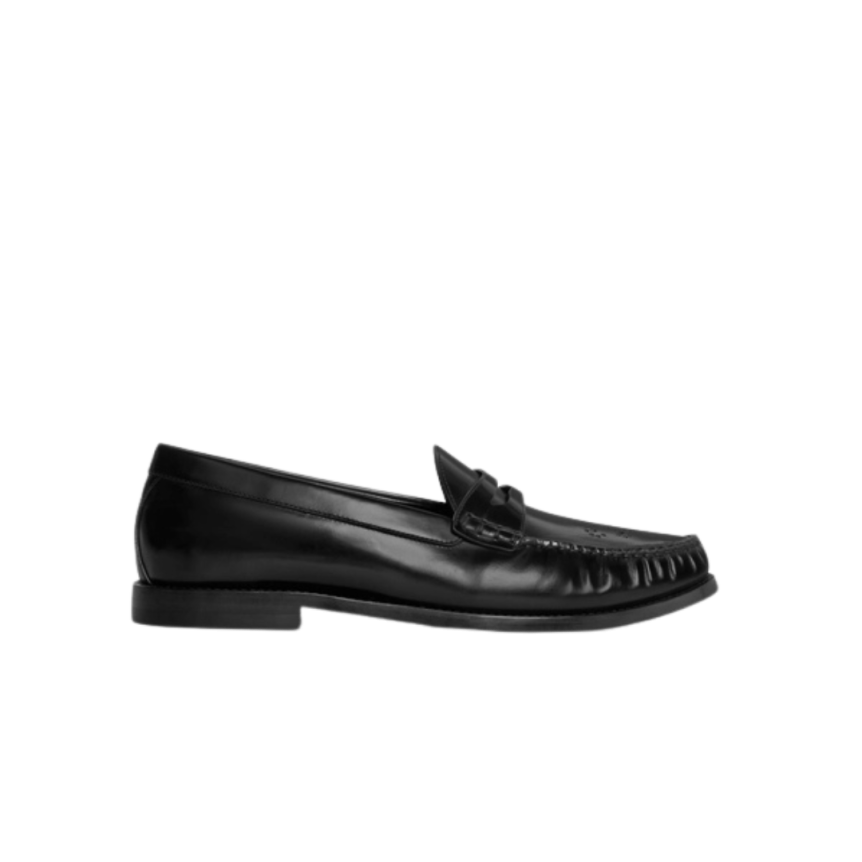 Mocassins CELINE Vivienne cuir taureau noir perforé Triomphe