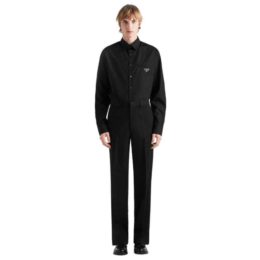 Chemise oversize PRADA coton noir poche zippée triangle métal émaillé