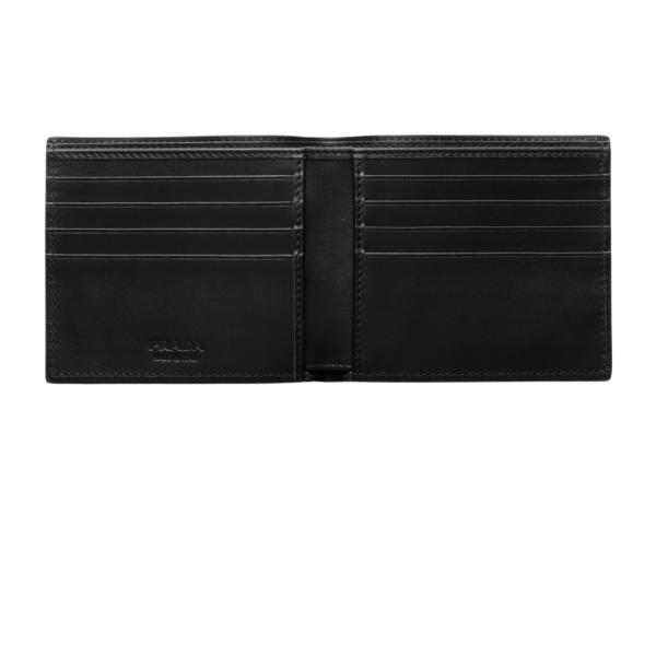 Portefeuille double PRADA cuir grainé noir triangle métal émail