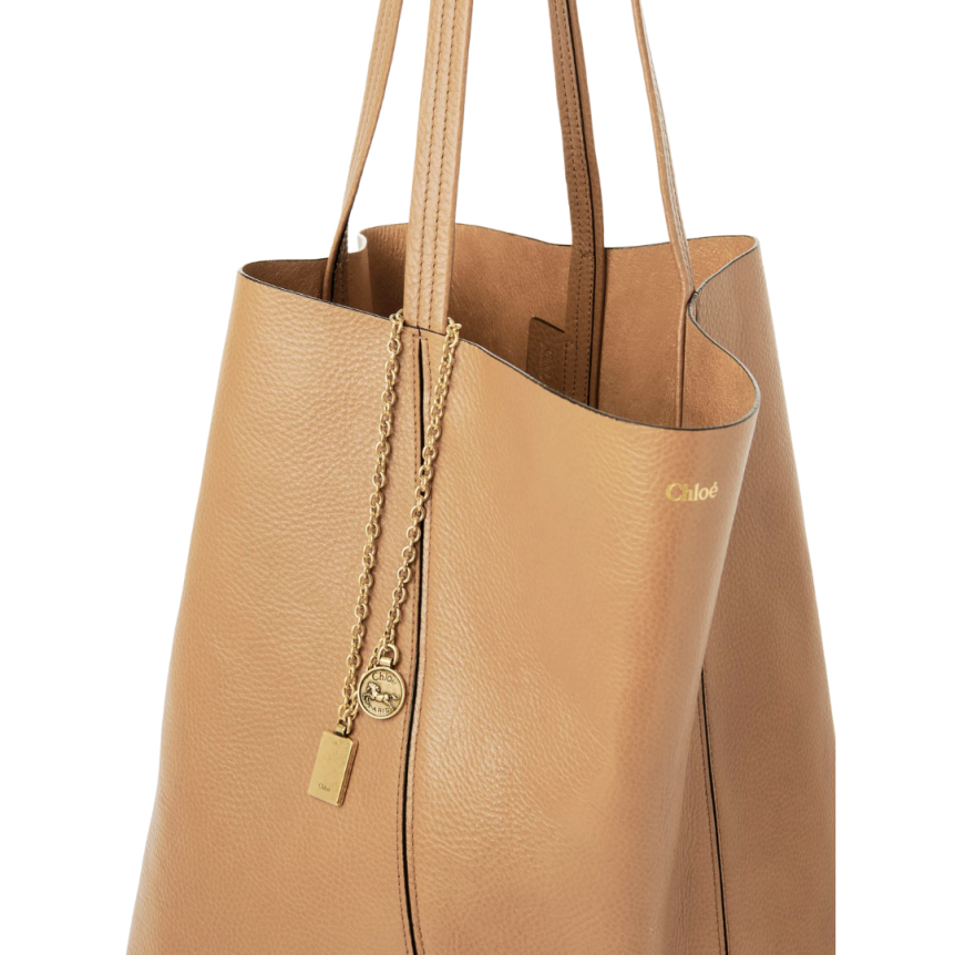 Grand sac cabas CHLOE Spin cuir beige jaune charms métal doré