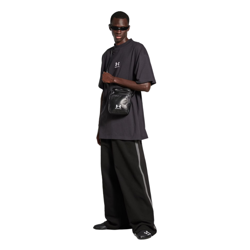 T-Shirt BALENCIAGA Under Armour® Oversize jersey vintage noir délavé et blanc