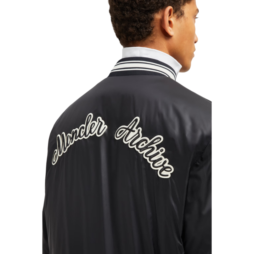 Blouson Bomber MONCLER Bouchet nylon noir logo universitaire Moncler Archive