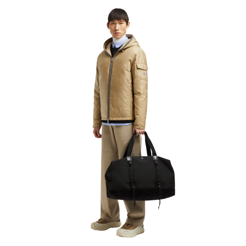 Sac de sport MONCLER Tech imperméable nylon noir bordure cuir logo métal noir