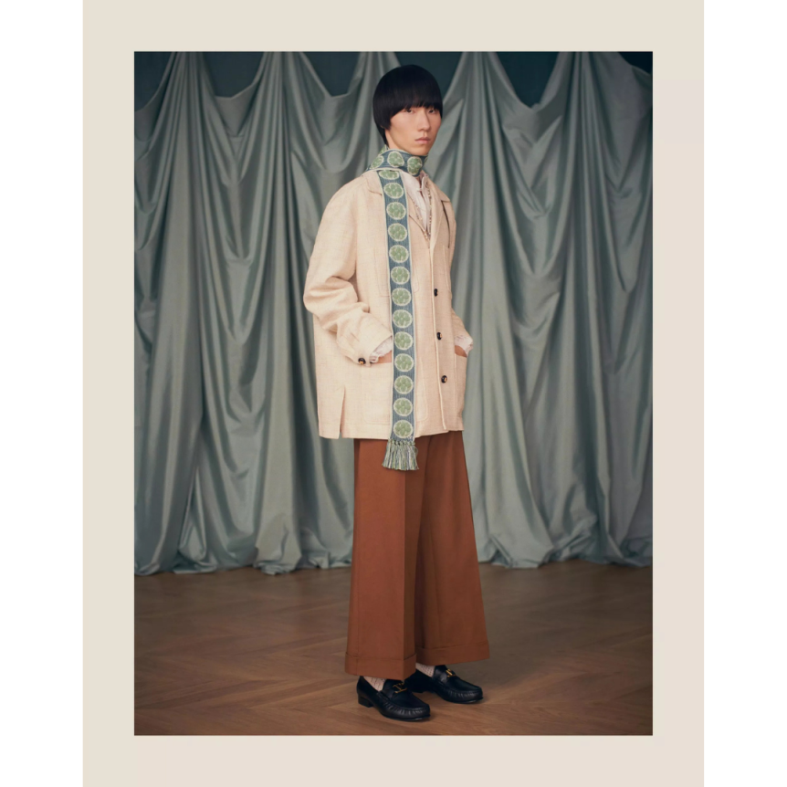 Mocassins VALENTINO V Logo Signature cuir buffle noir