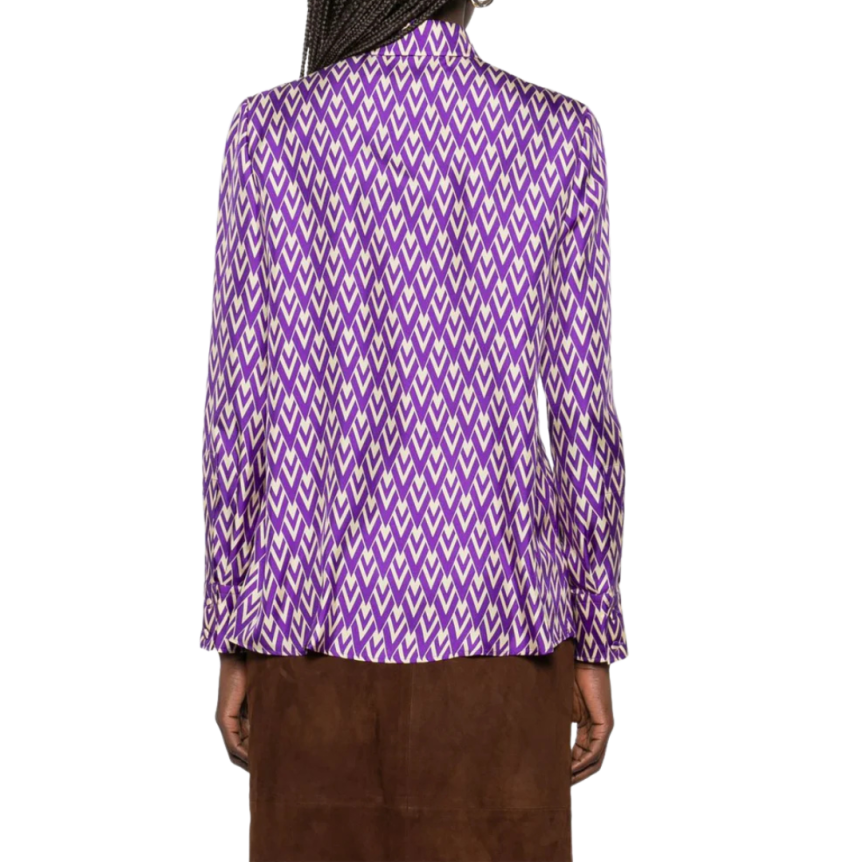 Chemise à manches longues VALENTINO soie Georgette viol et logo V écru