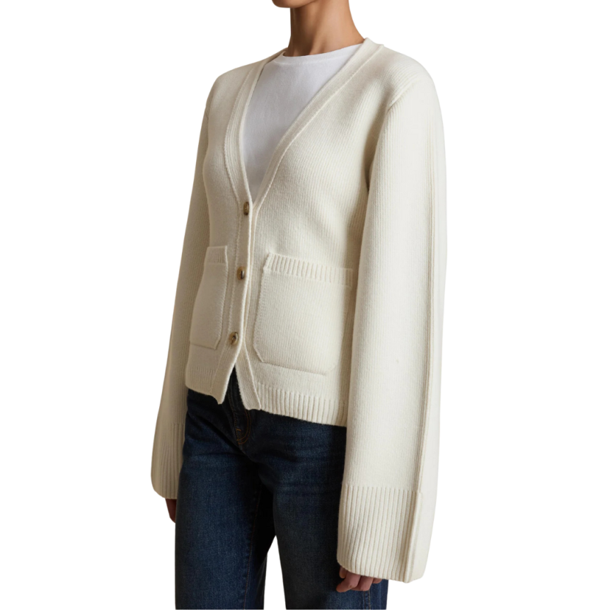 Cardigan à boutons KHAITE Scarlet col en V Cachemire écru