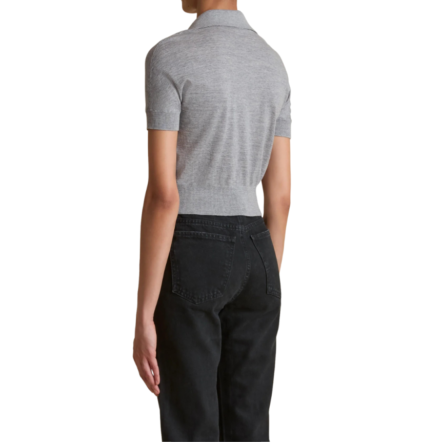 Pull court col polo KHAITE Morgane laine mérinos gris