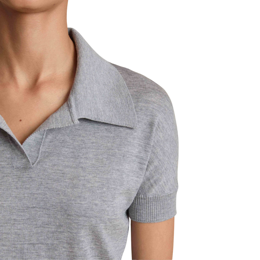 Pull court col polo KHAITE Morgane laine mérinos gris