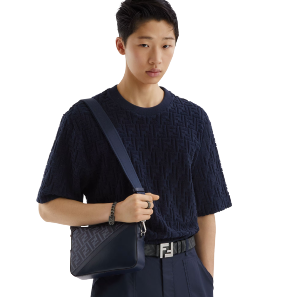 Sac porté épaule FENDI compact toile FF bleu jean denim cuir bleu marine