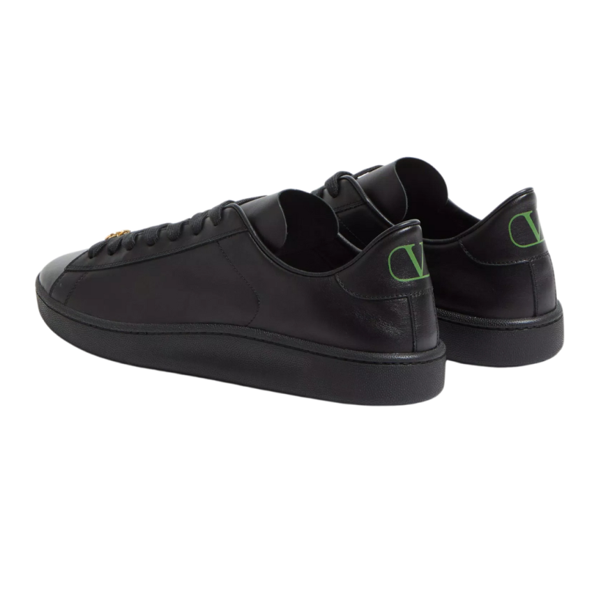 Baskets basses VALENTINO Royco cuir veau nappa noir V logo signature doré
