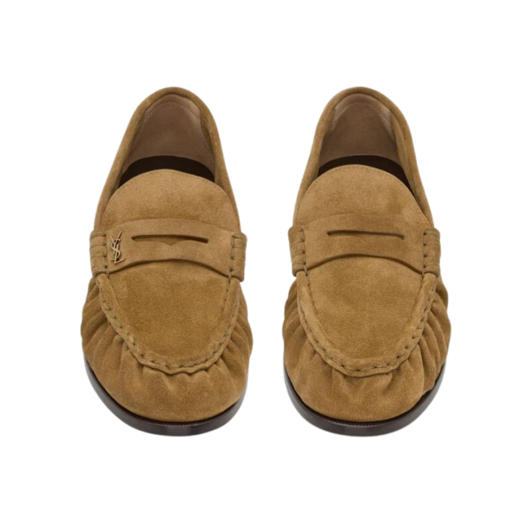 Mocassin Loafer SINT LAURENT cuir daim cognac logo YSL Cassandre doré