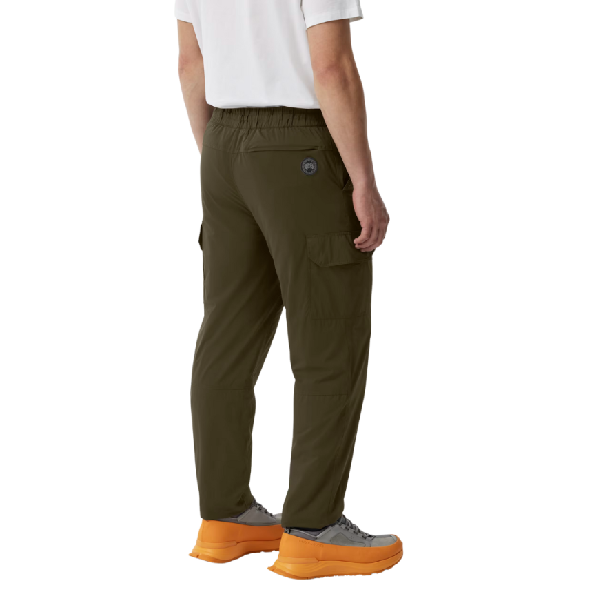 Pantalon cargo CANADA GOOSE Killarney nylon kaki logo noir