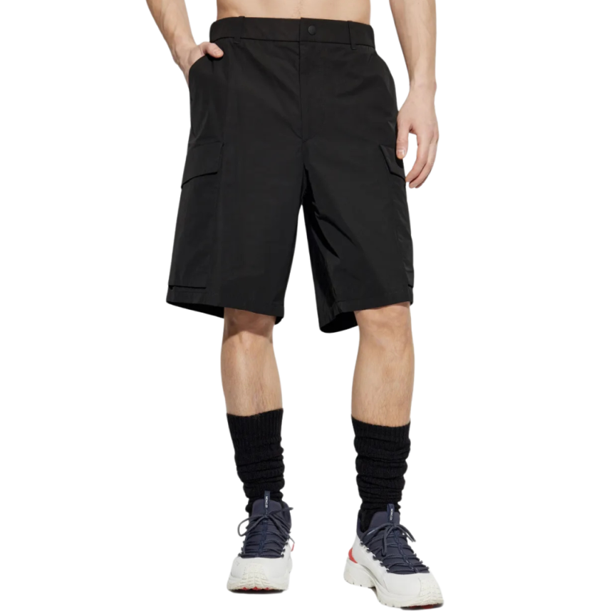 Short MONCLER poche Cargo nylon noir mat