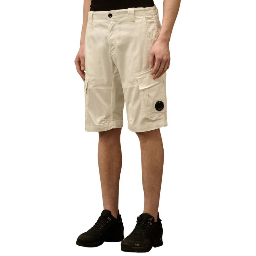 Short cargo CP COMPANY coton stretch doux blanc poche verre lunette