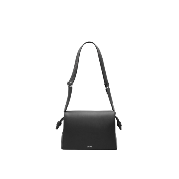 Sac bandoulière LOEWE Flamenco Satchel cuir veau brillant souple noir