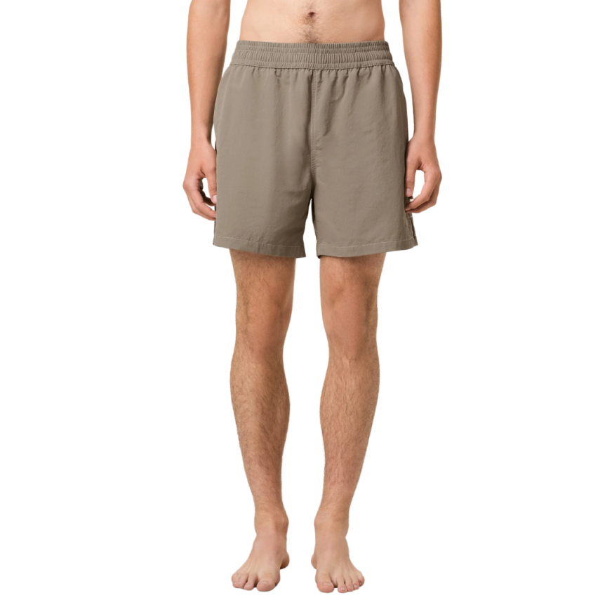 Short de bain AMI Paris toile technique gris broderie cœur gris