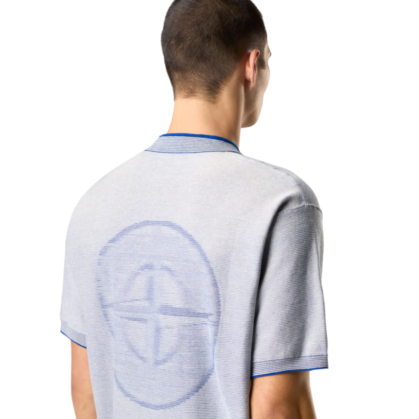Pull oversize STONE ISLAND manches courtes fil bicolore blanc bleu logo Compass dos