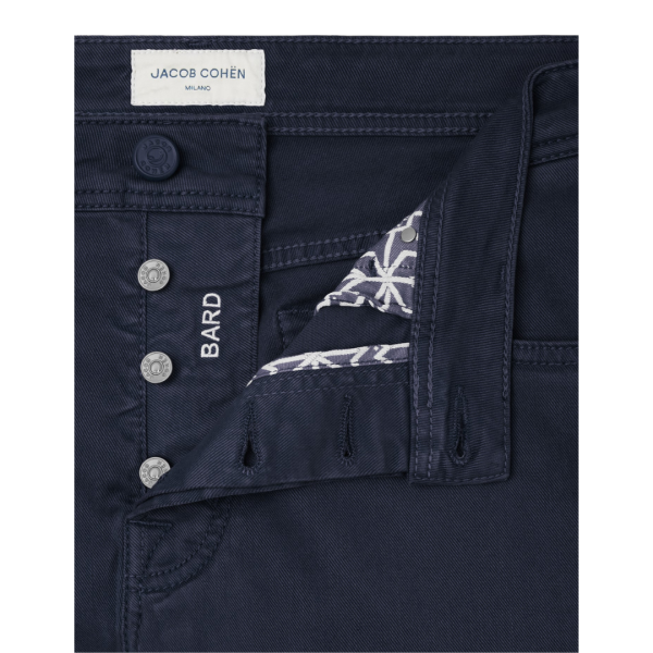 Pantalon JACOB COHEN Bard sergé stretch lyocell coton bleu marine 5 poches