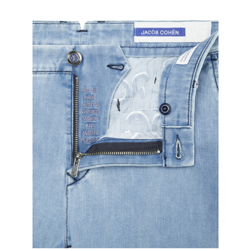 Pantalon chino JACOB COHEN Bobby slim denim power stretch bleu clair