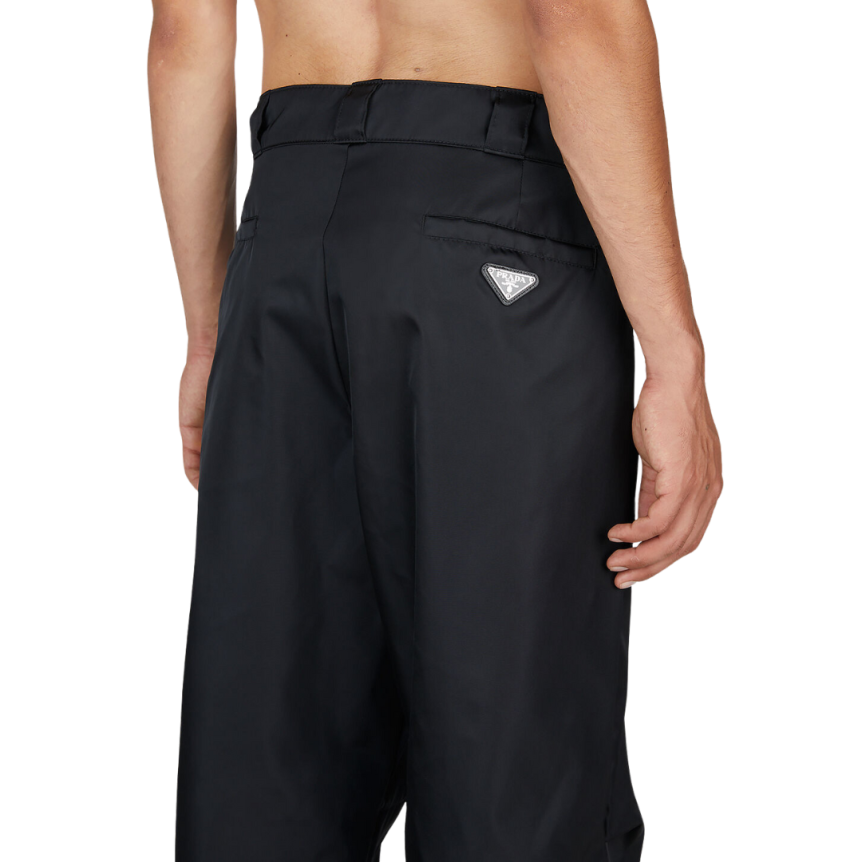 Pantalon PRADA Re nylon noir bas de jambe élastique