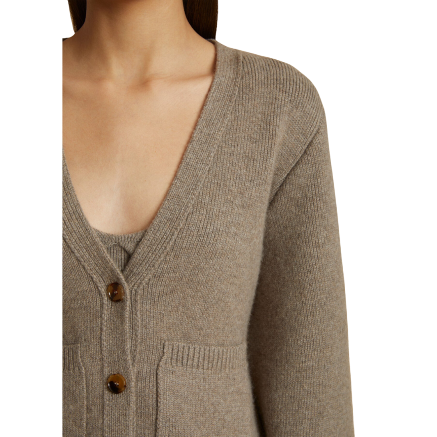 Cardigan boutons KHAITE Scarlett cachemire taupe poches plaquées