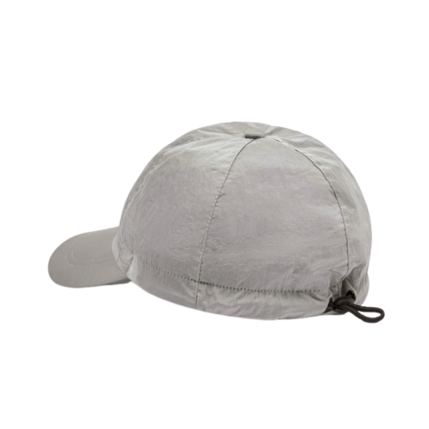 Casquette STONE ISLAND nylon métal Econyl ® gris perle broderie Compass